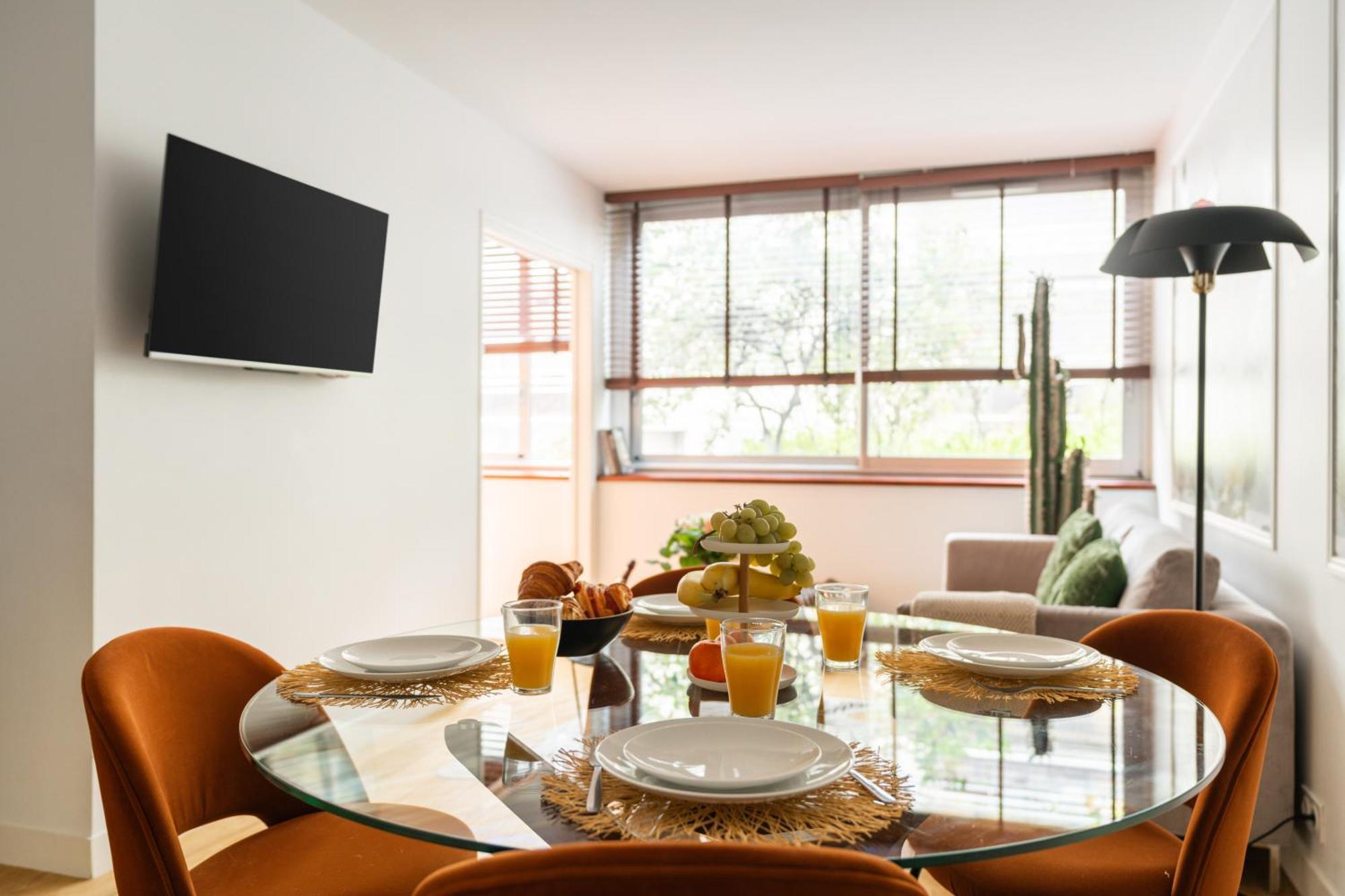 Sereners - Charming Serviced Apartments - Beaugrenelle Paris Bagian luar foto