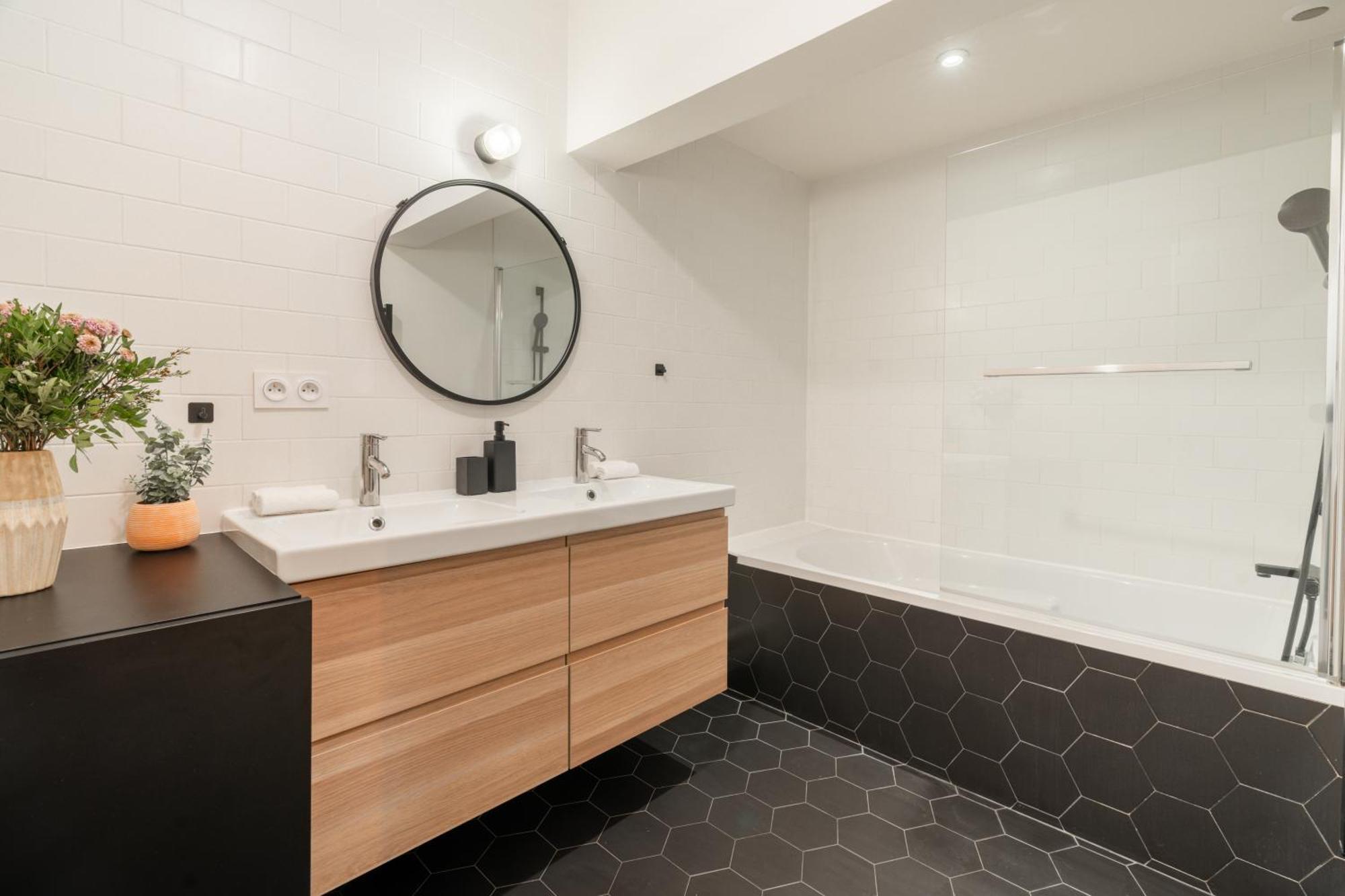 Sereners - Charming Serviced Apartments - Beaugrenelle Paris Bagian luar foto
